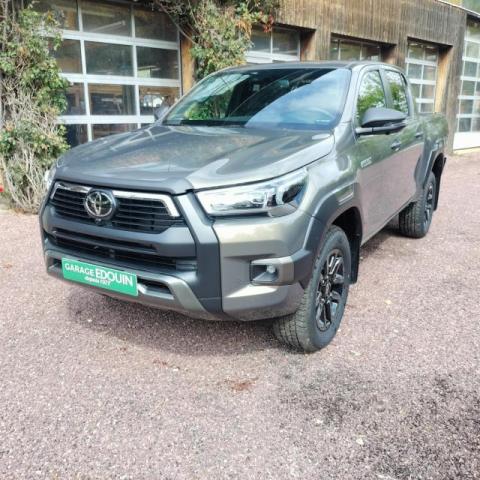 Toyota Hilux 2.8 D Double Cabine Invincible Possibilité D'Ajouter Des Marchepieds !
