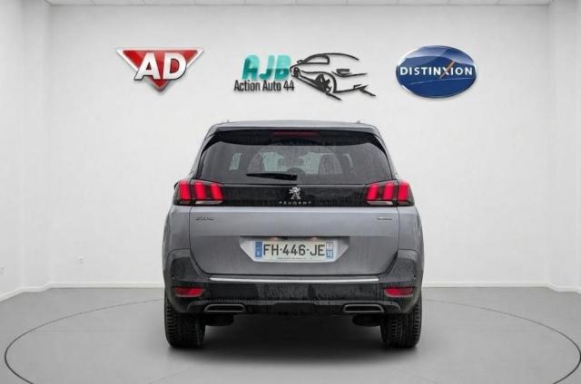 Peugeot 5008 image 1