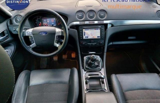 Ford S-Max image 2