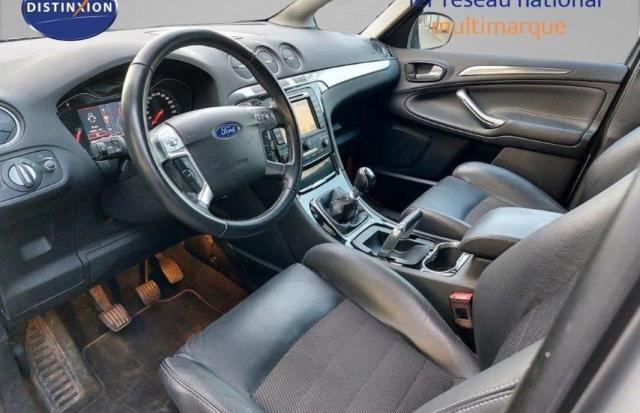 Ford S-Max image 5
