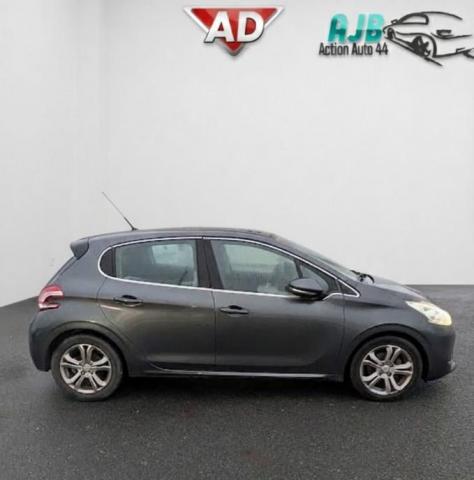 Peugeot 208 image 4