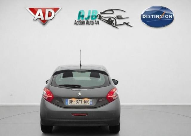 Peugeot 208 image 5
