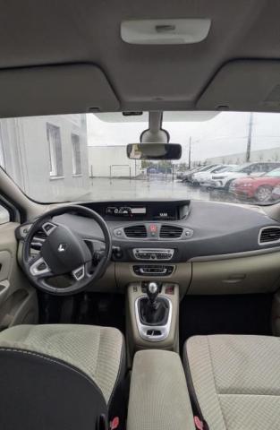 Renault Scenic image 3