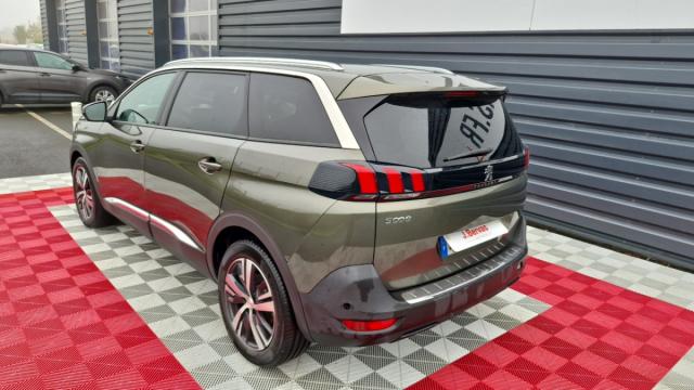 Peugeot 5008 image 3