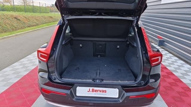 Volvo Xc40 image 1