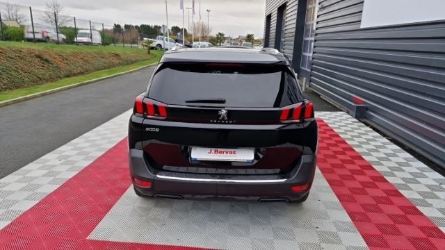 Peugeot 5008 image 8