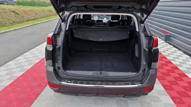 Peugeot 5008 image 6
