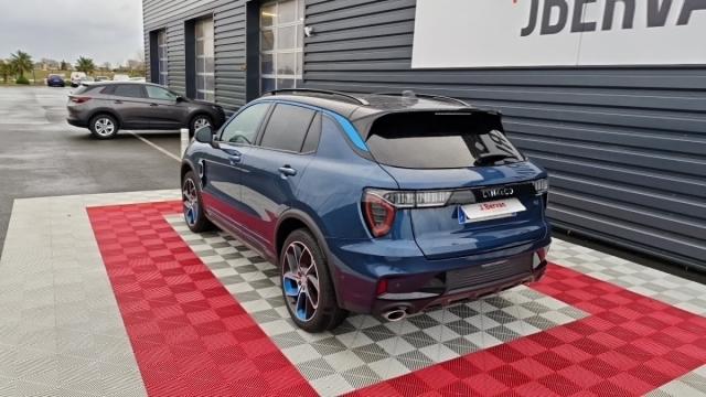 Lynk & Co 01 image 4