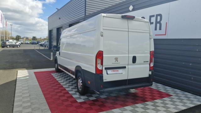 Peugeot Boxer image 2