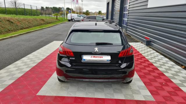 Peugeot 308 image 8