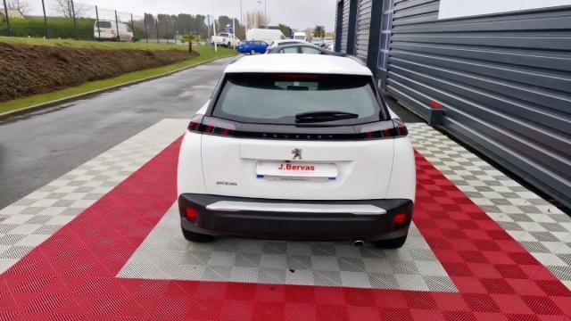 Peugeot 2008 image 9