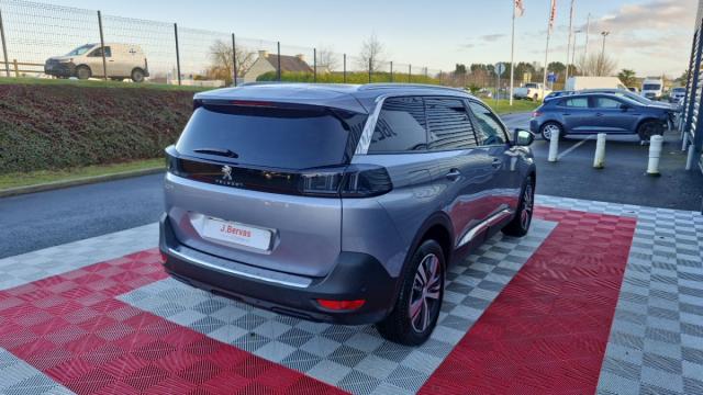 Peugeot 5008 image 3