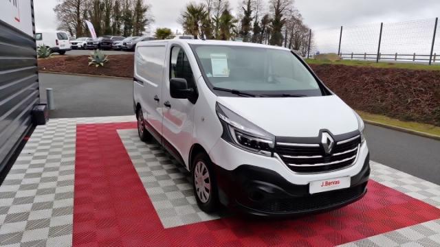 Renault Trafic image 1