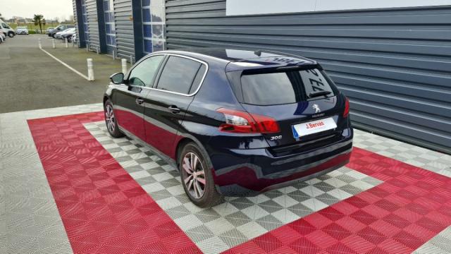 Peugeot 308 image 9