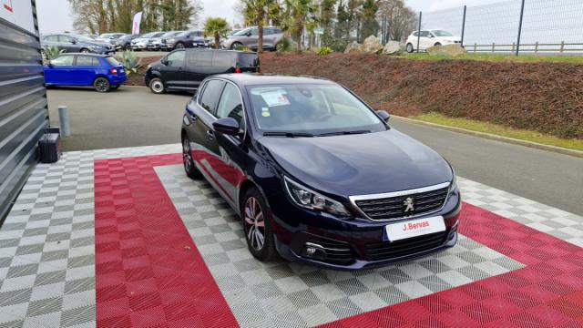 Peugeot 308 image 2