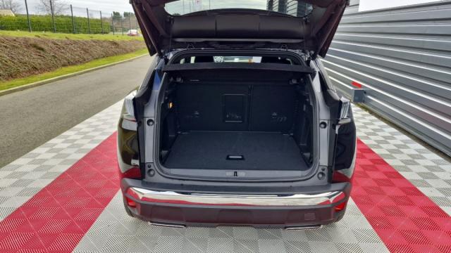 Peugeot 3008 image 1