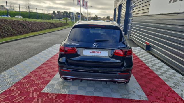 Mercedes Benz Glc image 6