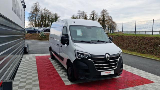 Renault Master image 1