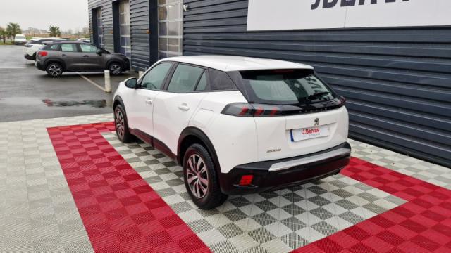 Peugeot 2008 image 3