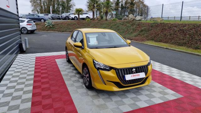Peugeot 208 image 9