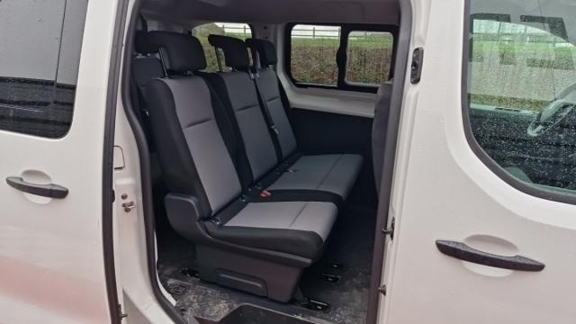 Peugeot Expert Combi image 8