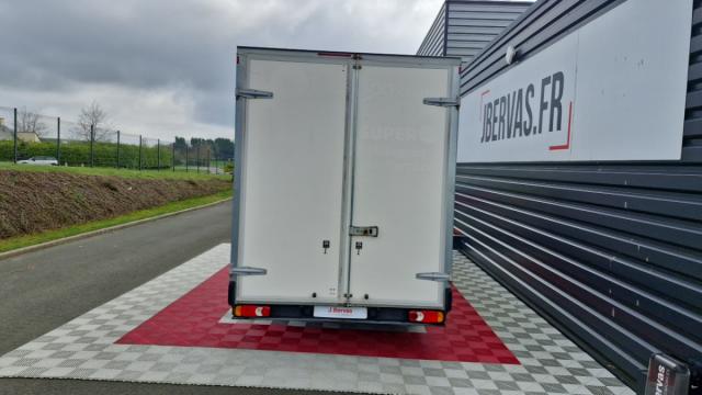 Renault Master image 4