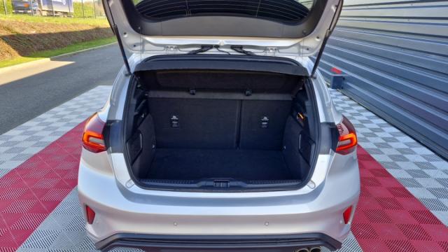 Ford Focus image 2