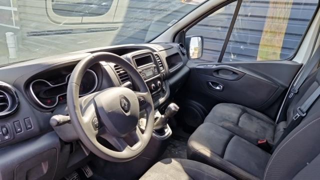 Renault Trafic image 1