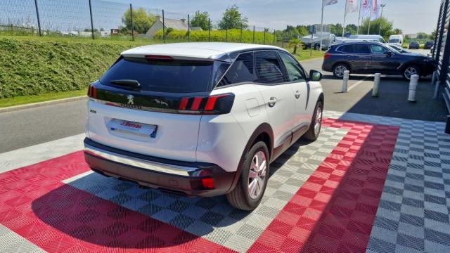 Peugeot 3008 image 1