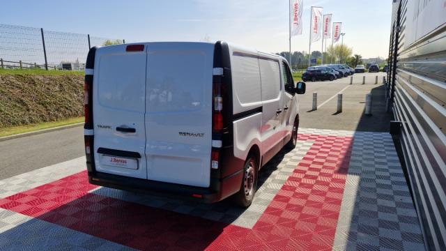 Renault Trafic image 4