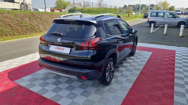 Peugeot 2008 image 7