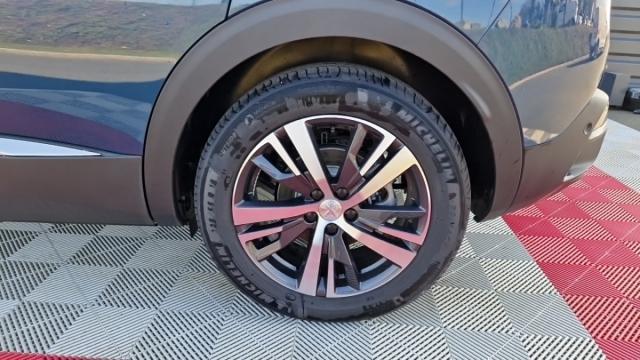 Peugeot 3008 image 9