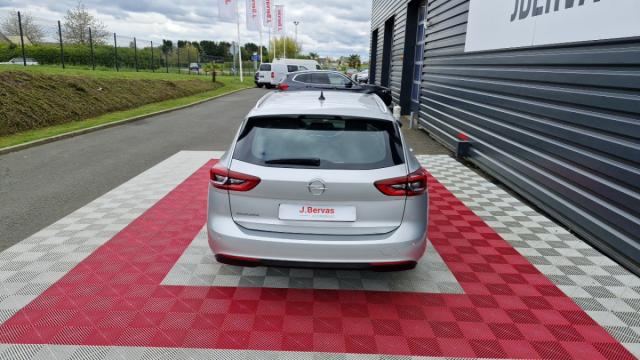 Opel Insignia Sports Tourer image 4