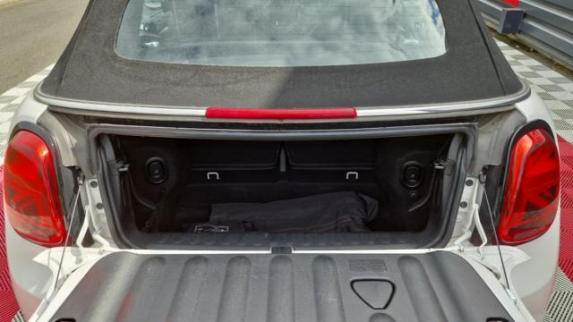 Mini Cabrio image 4