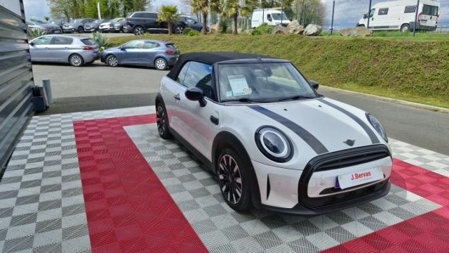 Mini Cabrio image 2
