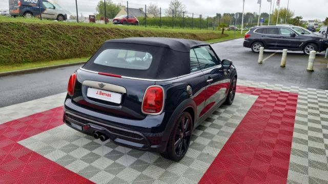 Mini Cabrio image 2