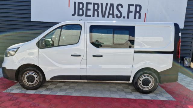 Renault Trafic image 1