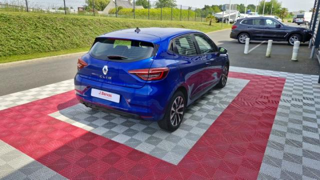 Renault Clio image 2