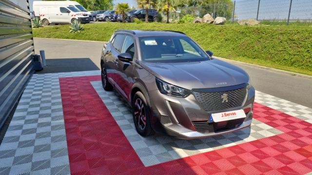 Peugeot 2008 image 2