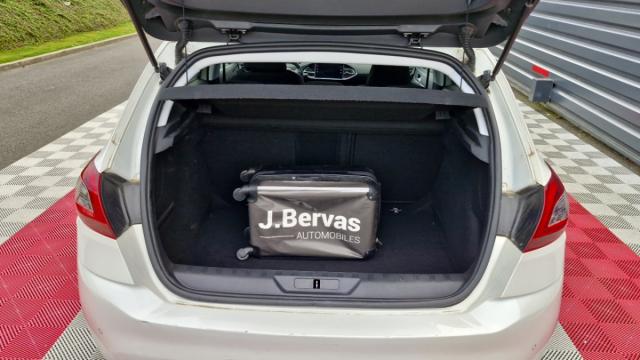 Peugeot 308 image 5