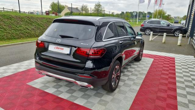 Mercedes Benz Glc image 9