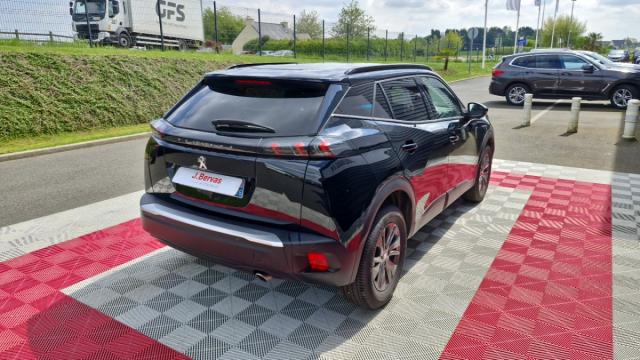 Peugeot 2008 image 8