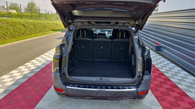 Peugeot 5008 image 4