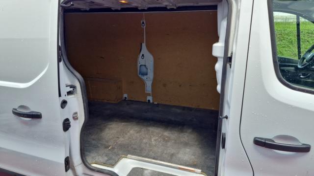 Renault Trafic image 7