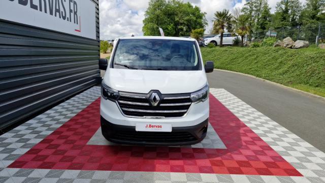 Renault Trafic image 9