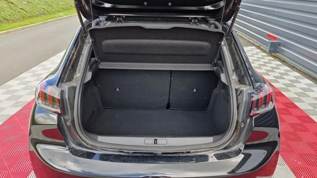 Peugeot 208 image 7