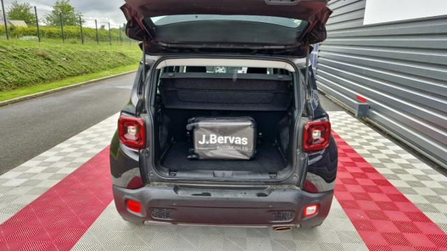Jeep Renegade image 5