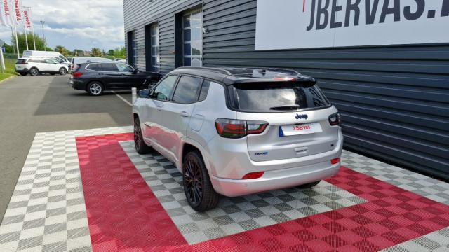 Jeep Compass image 9