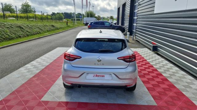 Renault Clio image 2