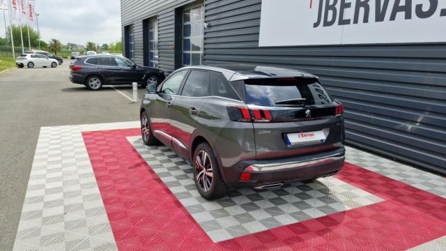 Peugeot 3008 image 2